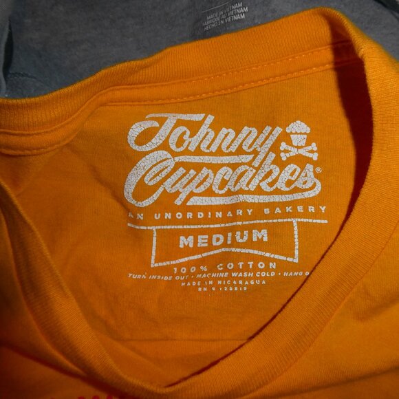 4 Mens Medium The Hundreds Adam Bomb Ed Hardy Johnny Cupcakes Boston T Shirts - Picture 13 of 13